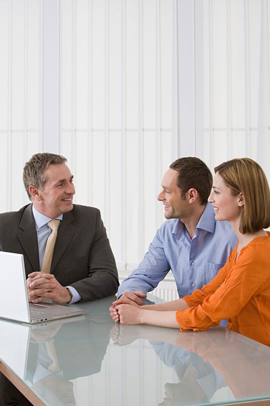 couple-meeting-Ellis-family-law-durham