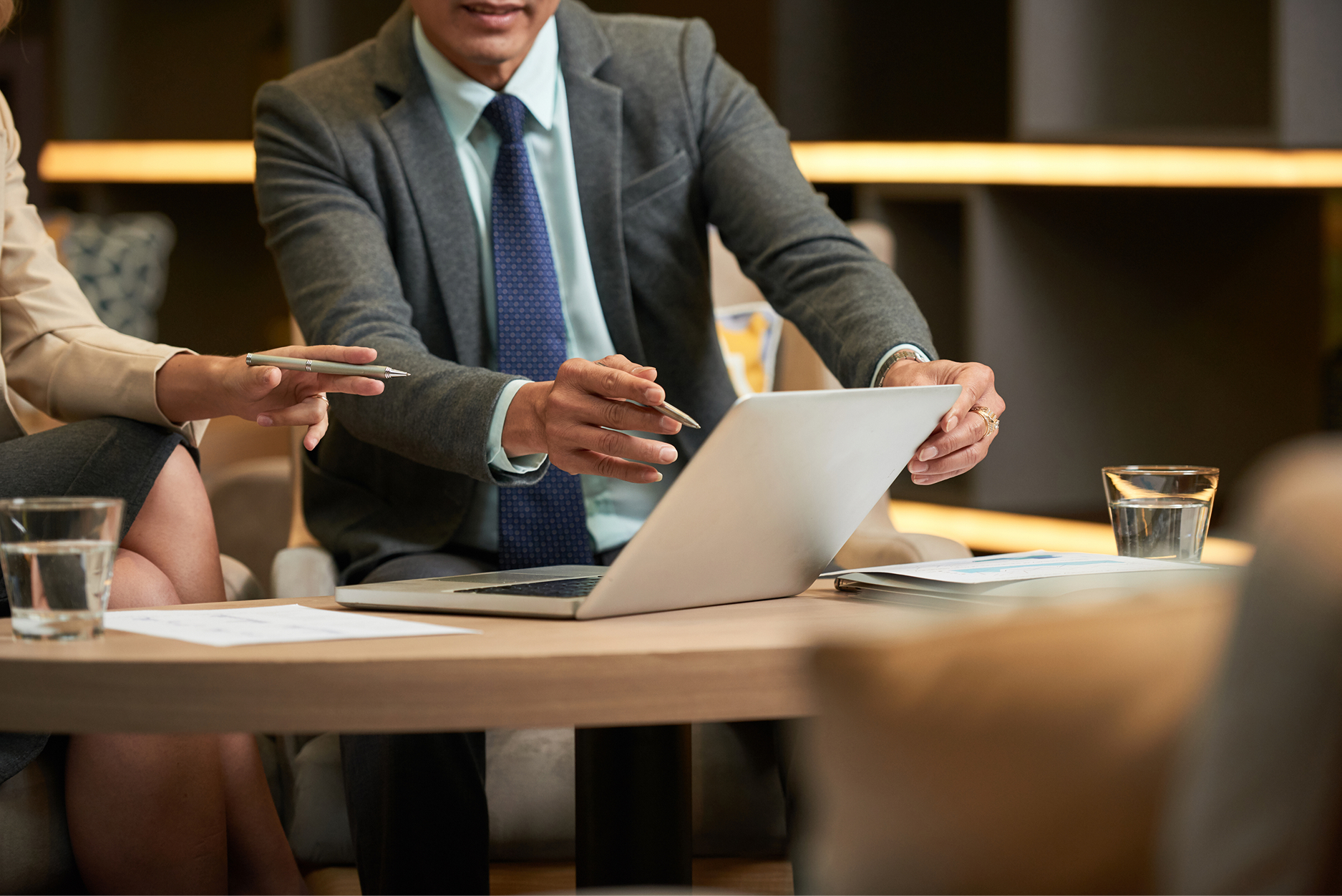 Raleigh High-Asset Divorce Lawyer meeting about financial reports-1